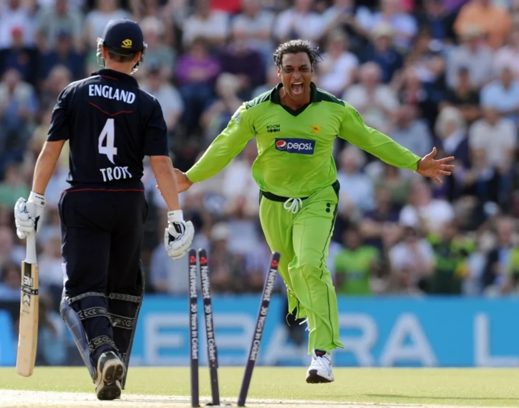 Greatest ODI Bowlers in Pakistan's