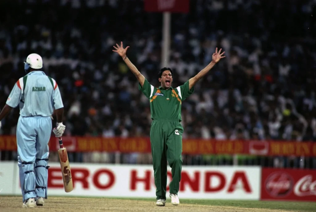 Greatest ODI Bowlers in Pakistan's