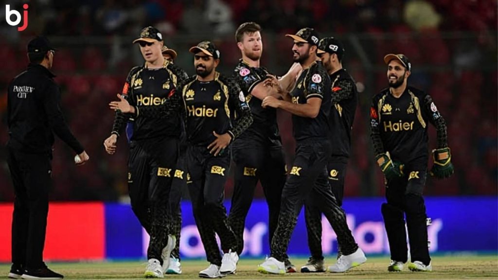 Peshawar Zalmi Crush Multan Sultans to Keep Playoff Hopes Alive