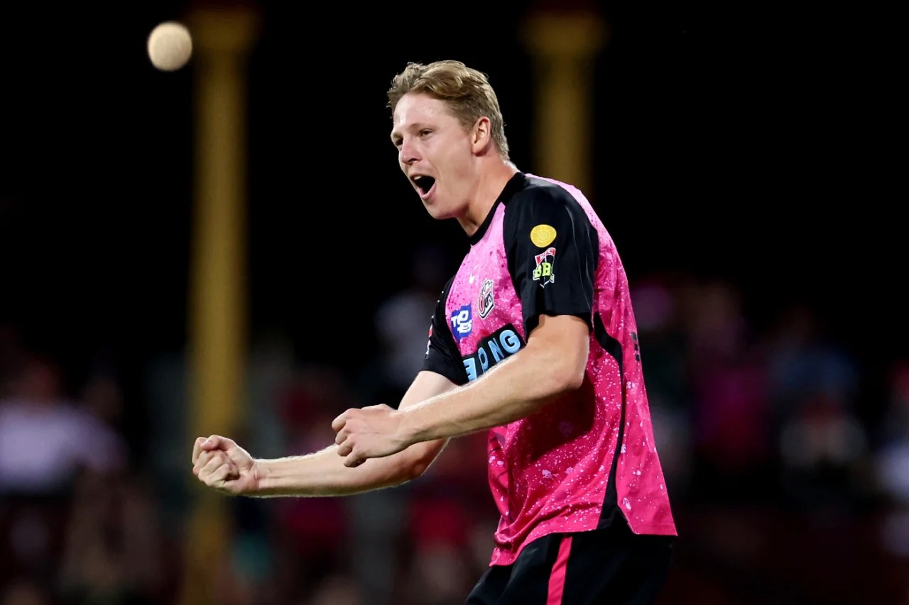 Best Catches in Mens T20 Cricket