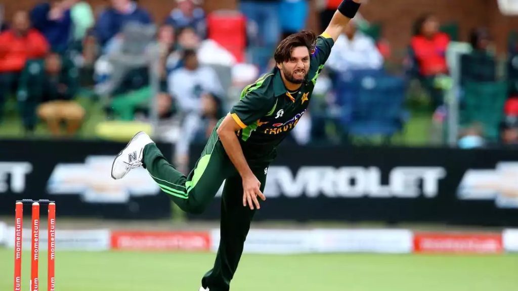 Best Bowling Figures by Captains in ODI