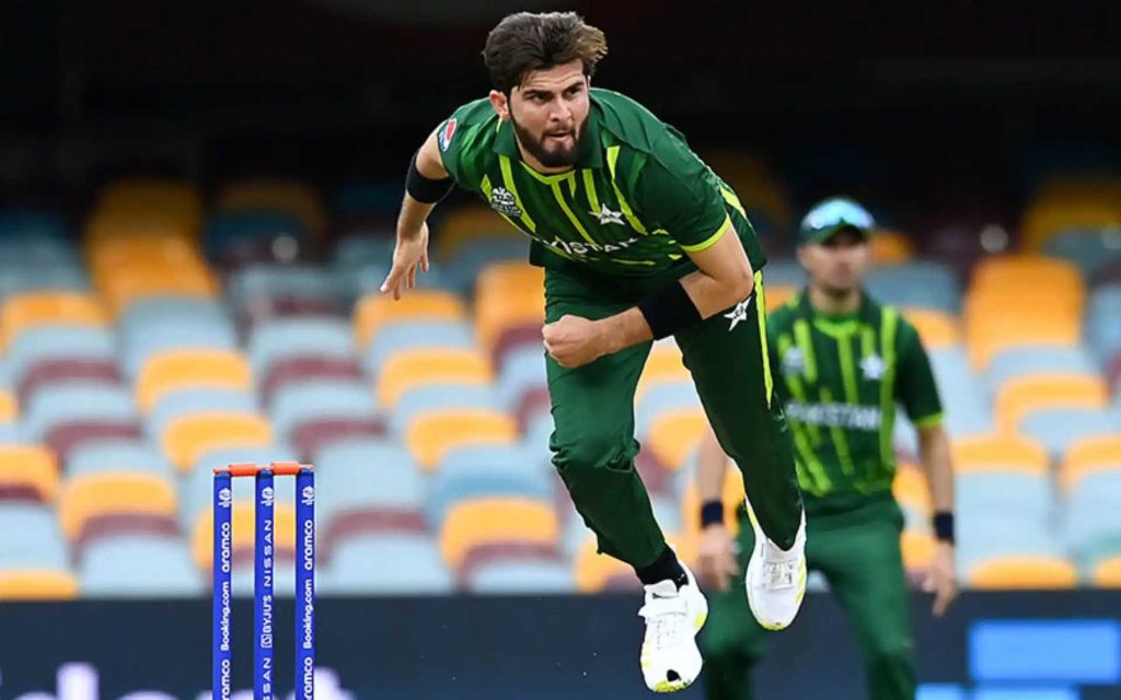 Bowlers with the Best Career Strike Rates in ODI